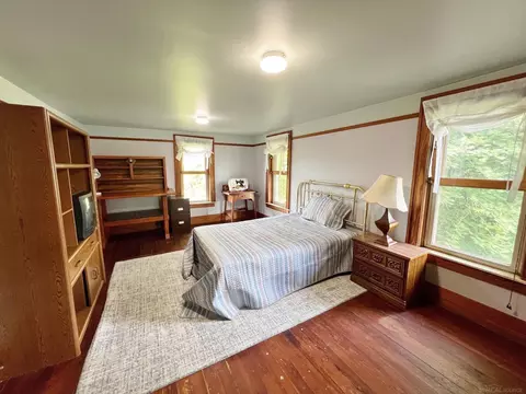 Bedroom - 4690 Maple Grv, Deckerville, MI 48427 photo 3 of 3