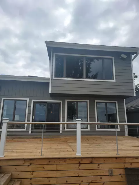 7 Bay Shr, Bay City, MI 48706