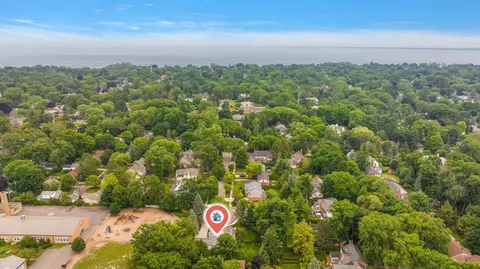 View/Area - 280 Vendome, Grosse Pointe Farms, MI 48236 photo 7 of 8