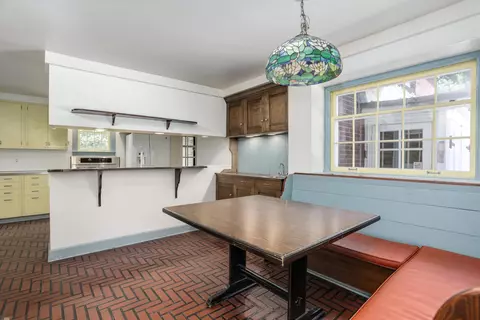 Kitchen - 280 Vendome, Grosse Pointe Farms, MI 48236 photo 1 of 5