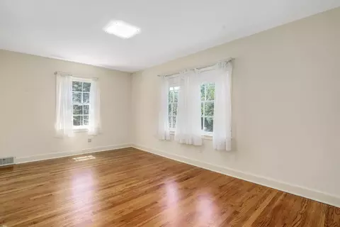 Bedroom - 280 Vendome, Grosse Pointe Farms, MI 48236 photo 7 of 8