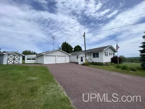53515 Canal, Houghton, MI 49931