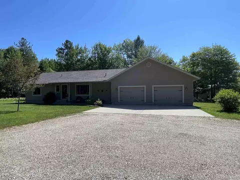 1686 Flodin # S, Manistique, MI 49854