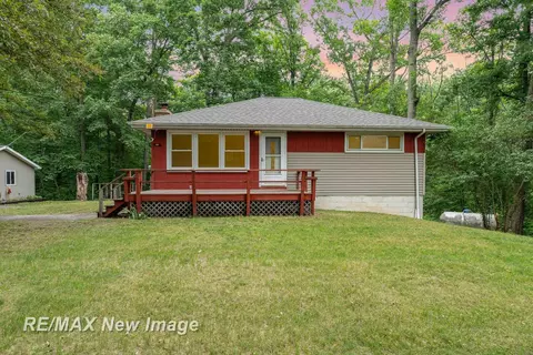 1968 N Reed, Sanford, MI 48657