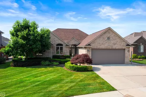 19580 Vinewood, Macomb, MI 48042