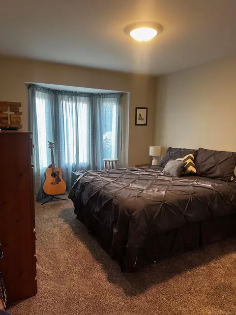 Bedroom - 48307 Jefferson, Macomb, MI 48044 photo 4 of 4