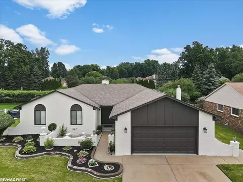 16089 Vergi, Clinton Township, MI 48038