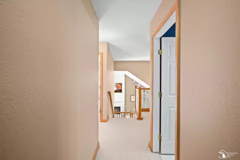 Entry Way - 6970 Pheasant Vw, Temperance, MI 48182 photo 3 of 5