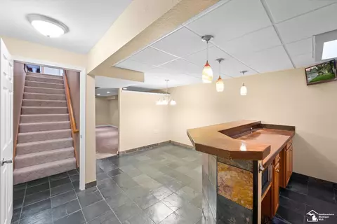 Entry Way - 6970 Pheasant Vw, Temperance, MI 48182 photo 4 of 5