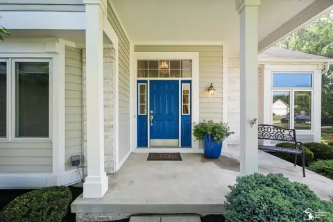Exterior - 6970 Pheasant Vw, Temperance, MI 48182 photo 4 of 14
