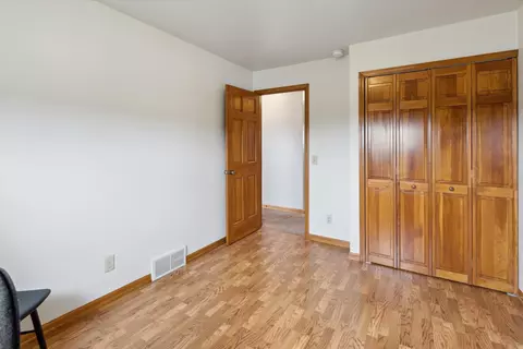 Bedroom - 105 N Bowker, Munger, MI 48747 photo 5 of 9