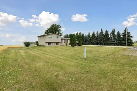 Exterior - 105 N Bowker, Munger, MI 48747 photo 12 of 14