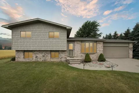 Exterior - 105 N Bowker, Munger, MI 48747 photo 11 of 14