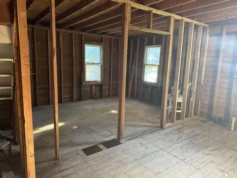 533 Center, Carleton, MI 48117 photo 8