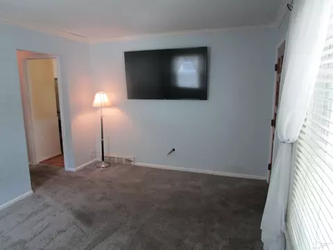 1361 Arbor, Monroe, MI 48162 photo 4