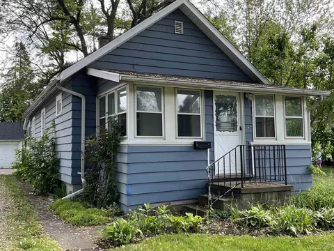 25 W Second, Milan, MI 48160