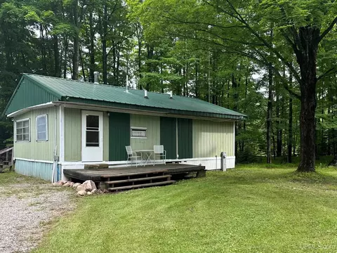 1492 Camp 5, Crystal Falls, MI 49920