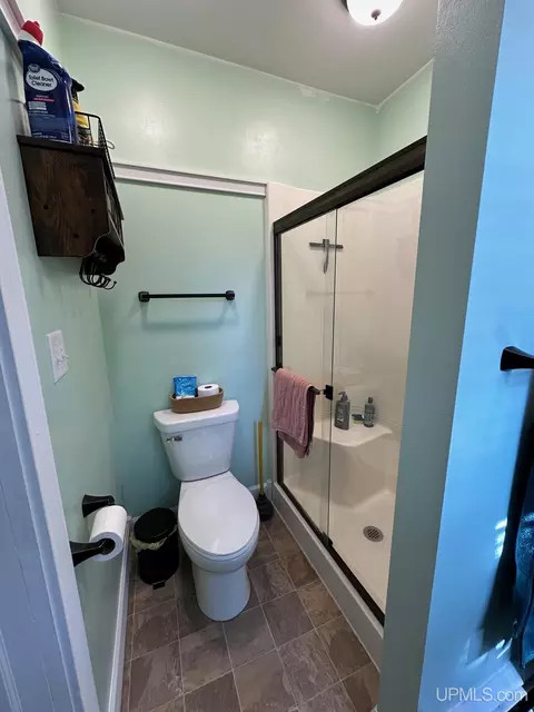 Bath - 608 N Main, Ishpeming, MI 49849 photo 2 of 6