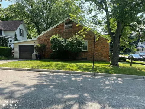 514 Trumbull, Saint Clair, MI 48079 photo 3