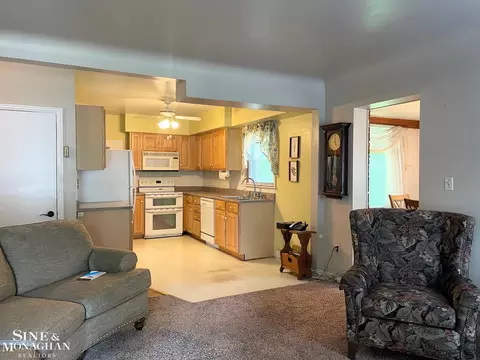 514 Trumbull, Saint Clair, MI 48079 photo 6