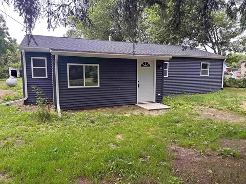 8769 Barnes, Millington, MI 48746