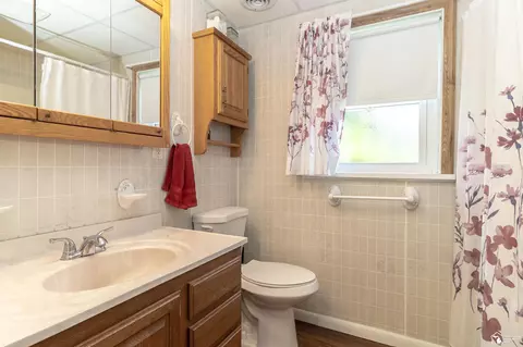 8675 Douglas, Temperance, MI 48182 photo 20