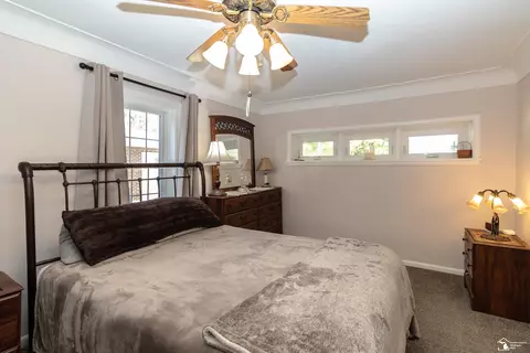 8675 Douglas, Temperance, MI 48182 photo 33