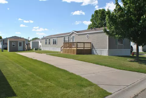 113 Lochmoor, Port Huron, MI 48060