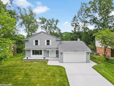 3387 Witherbee, Troy, MI 48084