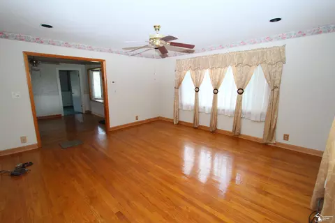 10865 Plank, Milan, MI 48160 photo 8