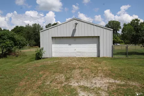 10865 Plank, Milan, MI 48160 photo 25