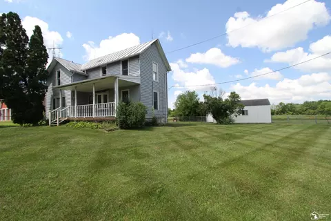 10865 Plank, Milan, MI 48160 photo 3