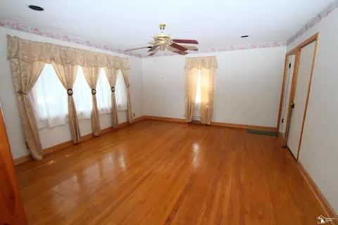 10865 Plank, Milan, MI 48160 photo 7