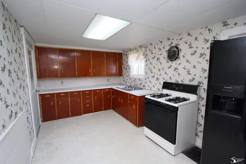 10865 Plank, Milan, MI 48160 photo 10