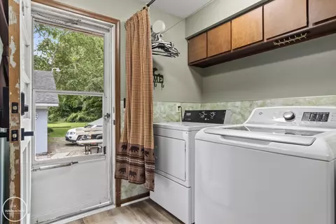 9246 Field, Algonac, MI 48001 photo 24