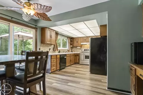 9246 Field, Algonac, MI 48001 photo 17