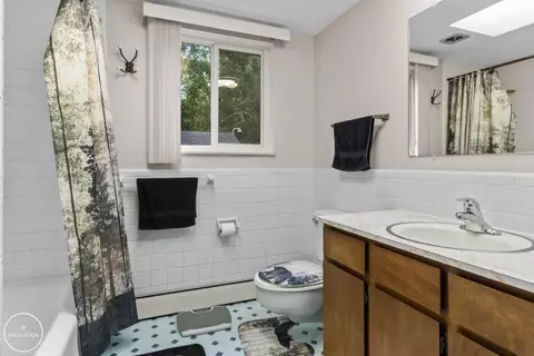 9246 Field, Algonac, MI 48001 photo 25
