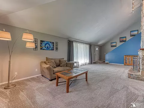 Living - 16669 Davis, Dundee, MI 48131 photo 4 of 9