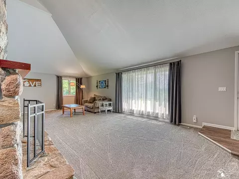 Living - 16669 Davis, Dundee, MI 48131 photo 6 of 9