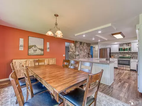 Dining - 16669 Davis, Dundee, MI 48131 photo 1 of 3