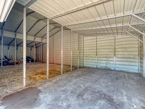 Exterior - 16669 Davis, Dundee, MI 48131 photo 5 of 10