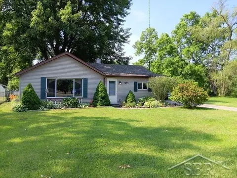 4695 Gratiot, Saginaw, MI 48638