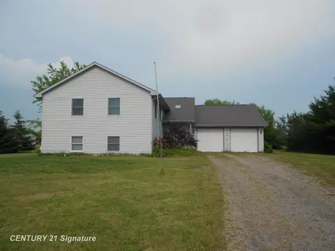 10414 Carter, Freeland, MI 48623