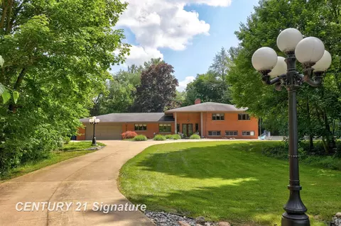 12821 Gratiot, Saginaw, MI 48609