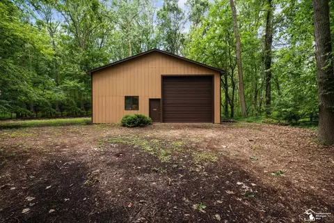 11275 Douglas, Temperance, MI 48182 photo 30
