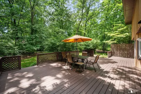 11275 Douglas, Temperance, MI 48182 photo 25