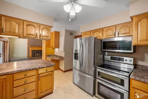 11275 Douglas, Temperance, MI 48182 photo 10