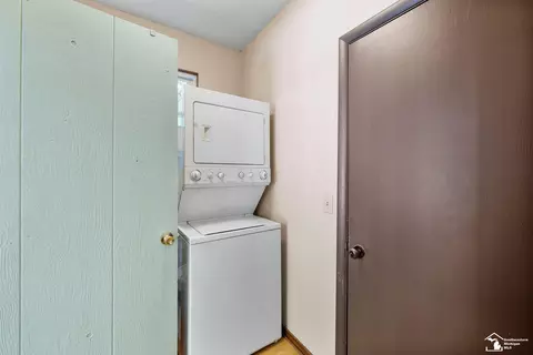 11275 Douglas, Temperance, MI 48182 photo 16