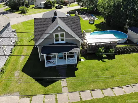 621 E Broad, L'anse, MI 49946 photo 5