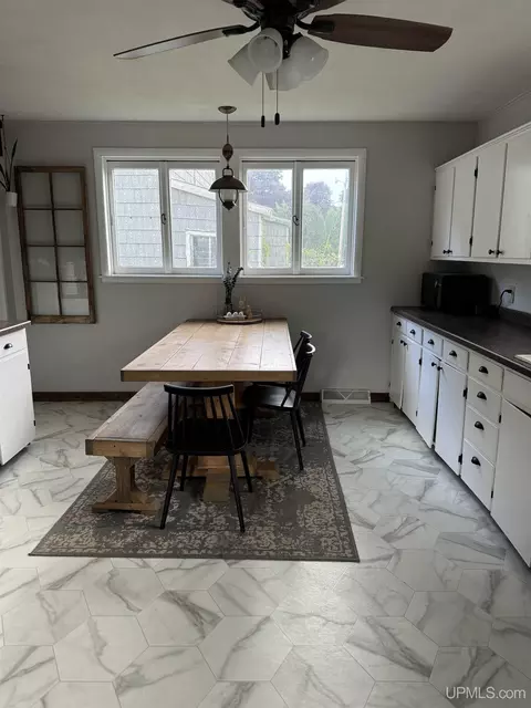 621 E Broad, L'anse, MI 49946 photo 9